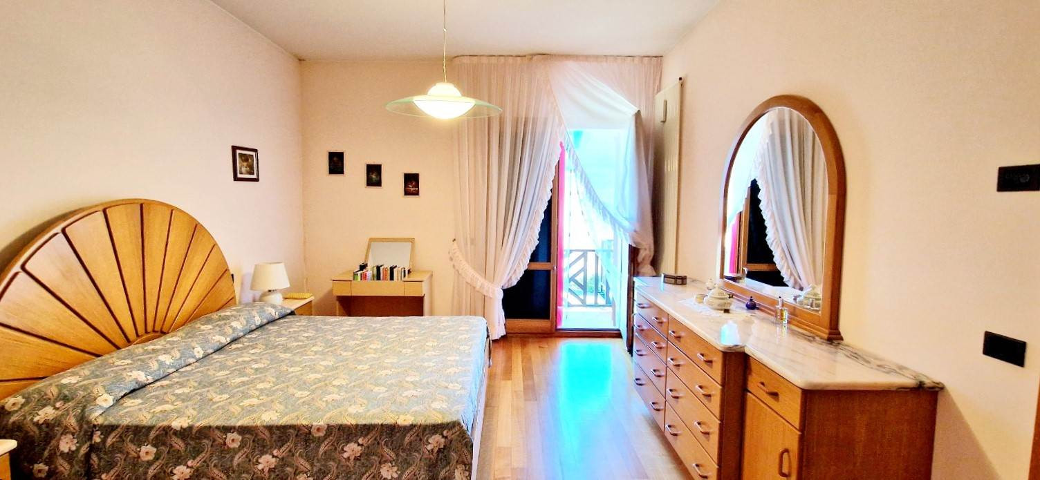 gallery gallery-image
