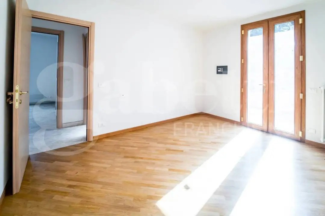 gallery gallery-image
