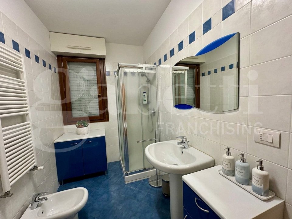 gallery gallery-image