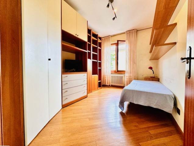 gallery gallery-image