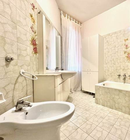 gallery gallery-image