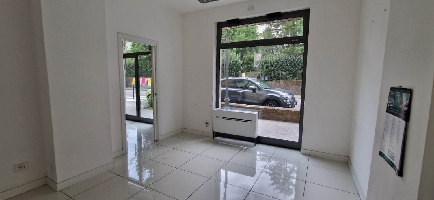 gallery gallery-image