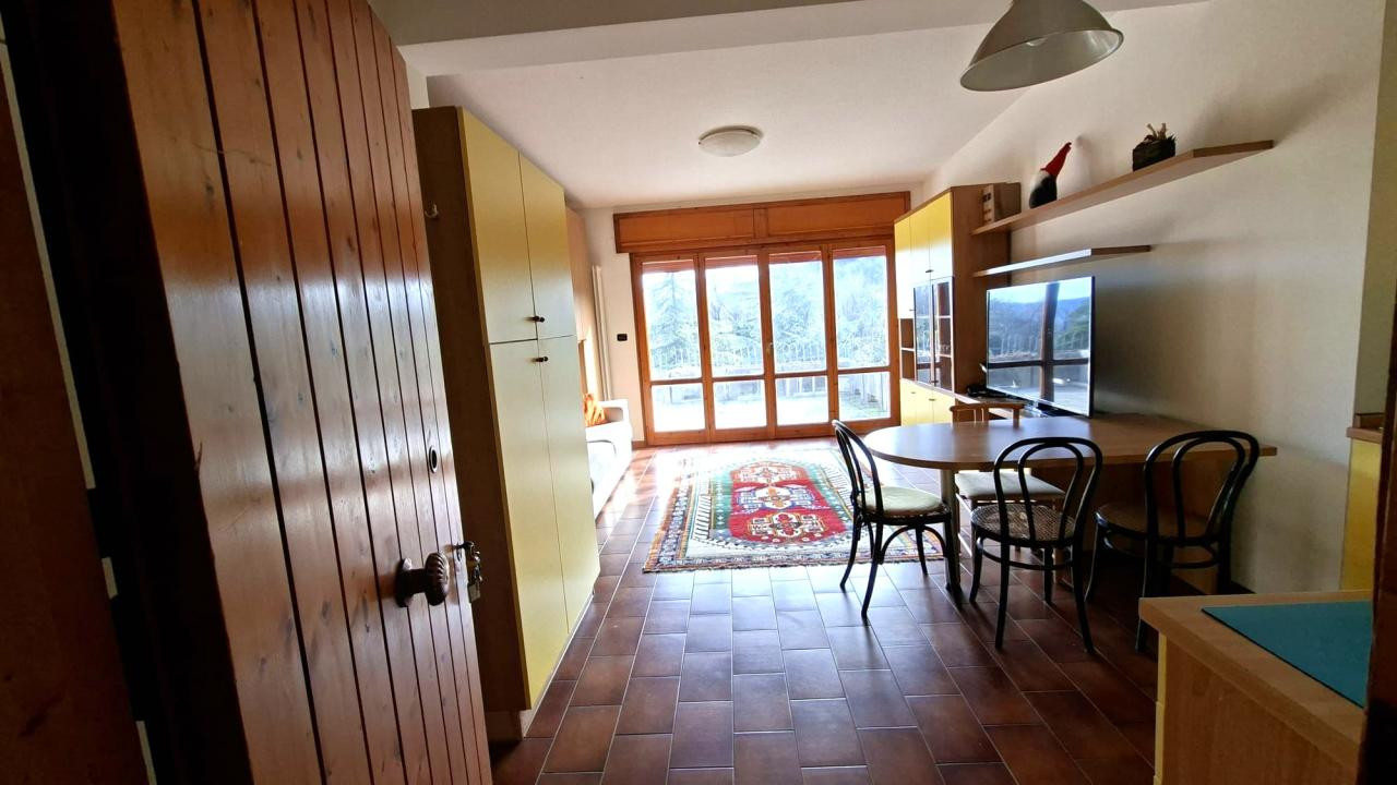 gallery gallery-image