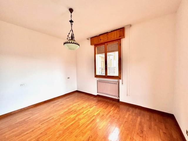 gallery gallery-image