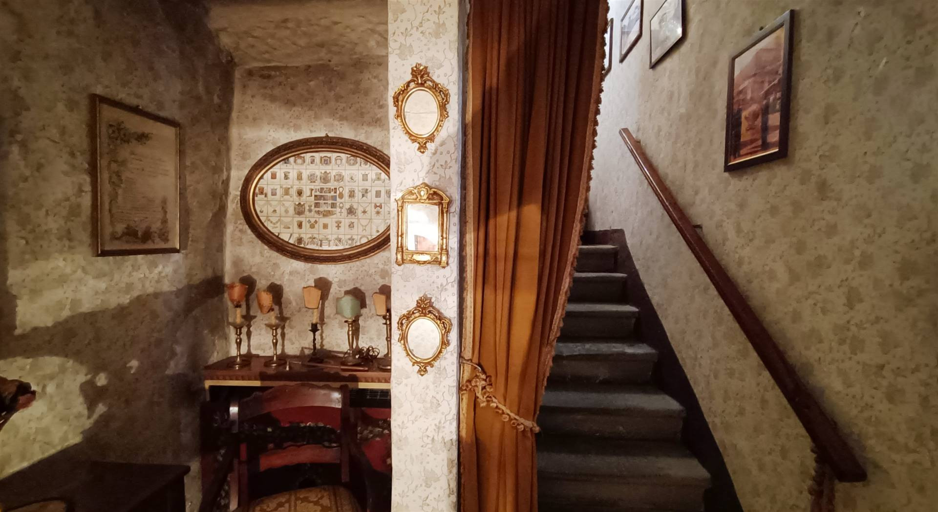 gallery-image