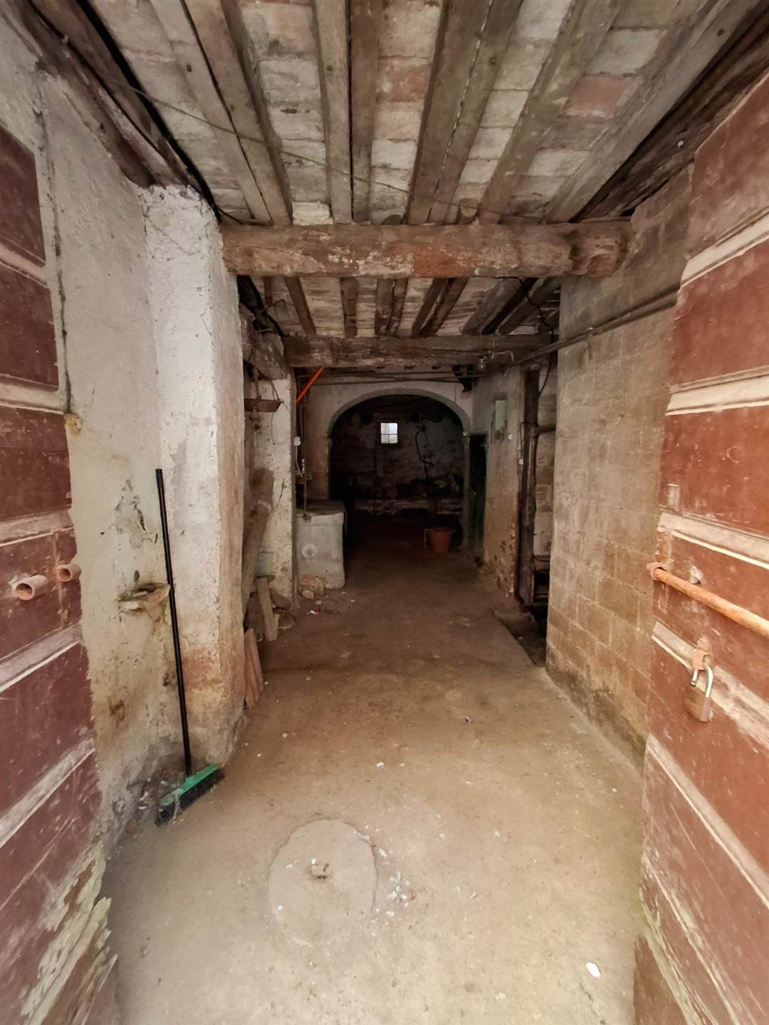 gallery-image