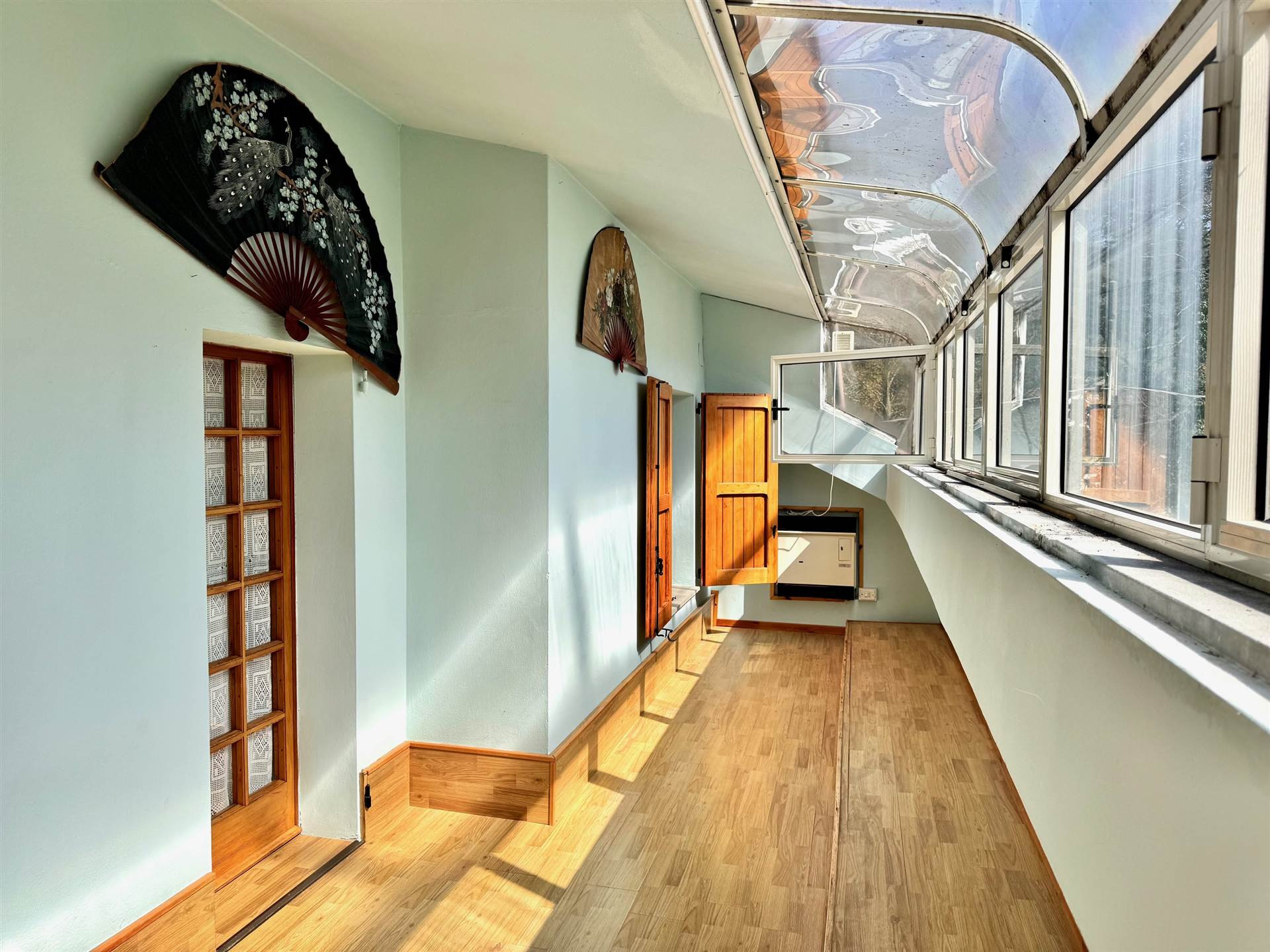 gallery-image
