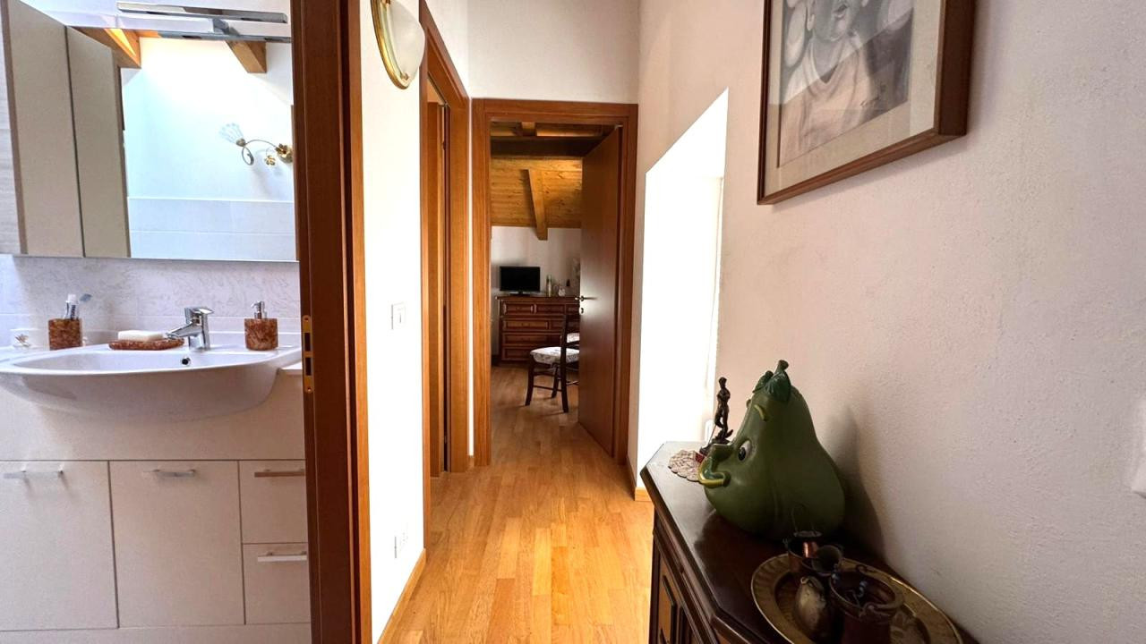 gallery gallery-image