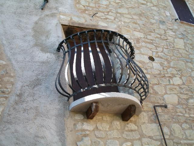 gallery-image